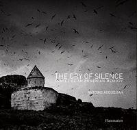 Le cri du silence : traces d'une mémoire arménienne. The cry of silence : traces of an Armenian memory