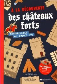 A la découverte des châteaux forts : archéologie et paper toy