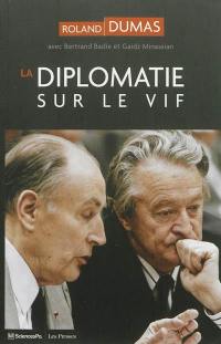 La diplomatie sur le vif : dialogues avec Bertrand Badie et Gaïdz Minassian